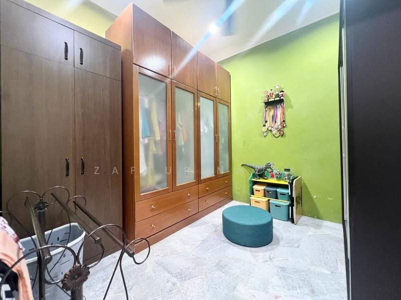 Rumah Teres 1-Tingkat untuk Dijual di Taman Ria (Kajang) - Zaffur Nazri - Bedroom - PropertyGuru.com.my