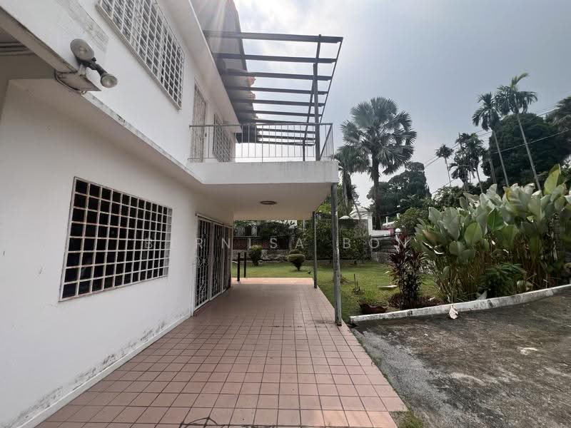 Bungalow House for Sale in Seksyen 17 (Petaling Jaya) - Bernisa Bon - Exterior - PropertyGuru.com.my