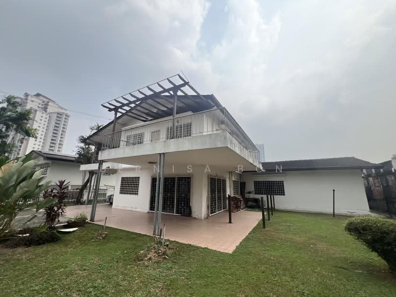 Bungalow House for Sale in Seksyen 17 (Petaling Jaya) - Bernisa Bon - Exterior - PropertyGuru.com.my