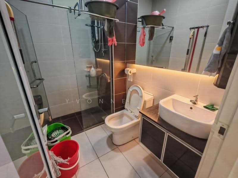 Kediaman Servis untuk Dijual di Nusa Heights (Nusa Puncak) - Yvonne Lim - Bathroom - PropertyGuru.com.my