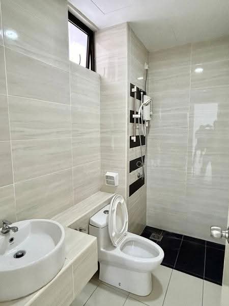 Service Residence for Rent at D'Summit Residences - Jameson Choo - Bathroom - PropertyGuru.com.my