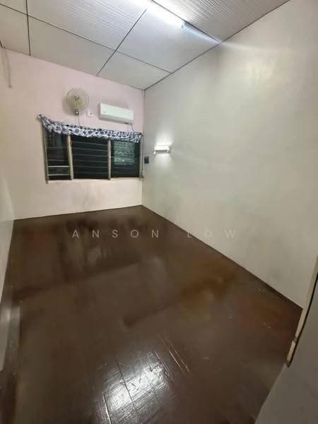 Rumah Teres 2-Tingkat untuk Dijual di Taman Lumba Kuda (Ayer Itam) - Anson Low - Interior - PropertyGuru.com.my