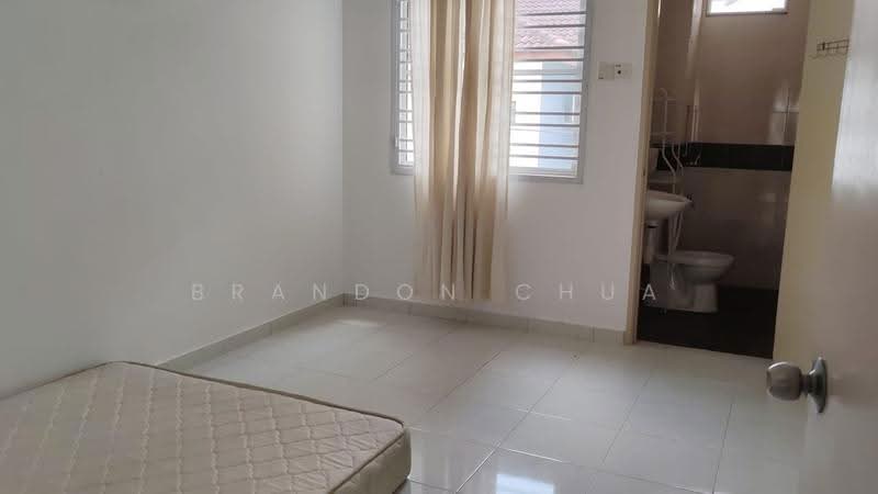2-storey Terraced House for Rent in Bandar Jaya Putra (Johor Bahru) - Brandon Chua - Bedroom - PropertyGuru.com.my