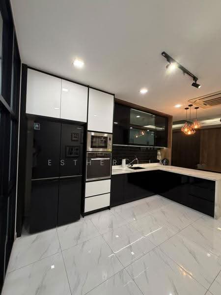 2-storey Terraced House for Rent in Seksyen 11 (Kota Damansara) - Esther Lim - Kitchen - PropertyGuru.com.my