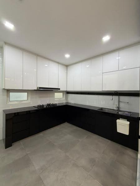 2-storey Terraced House for Rent in Seksyen 11 (Kota Damansara) - Esther Lim - Kitchen - PropertyGuru.com.my