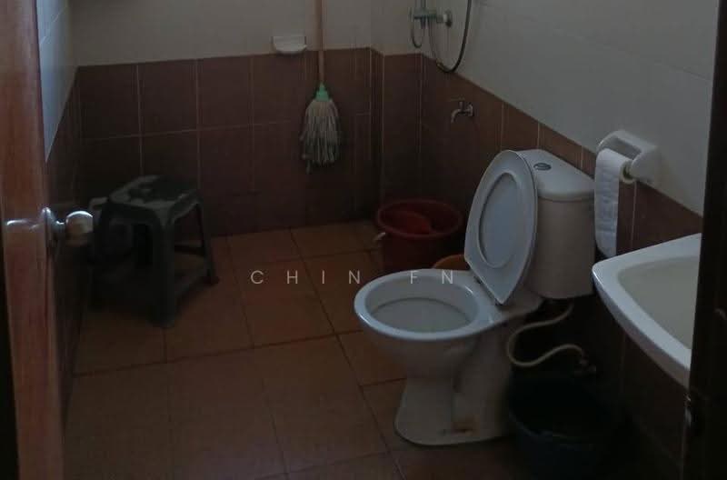 Rumah Berkembar untuk Dijual di Taman Krubong Utama (Krubong) - CHIN FN - Bathroom - PropertyGuru.com.my