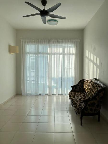 Semi-Detached House for Rent in Taman Limbongan Jaya (Klebang) - Fion Lim - Living Room - PropertyGuru.com.my