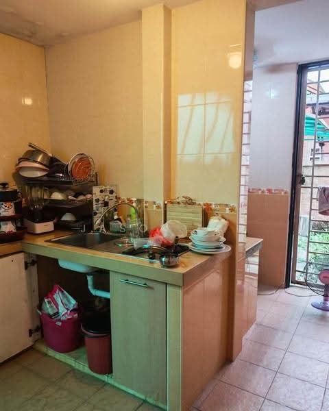Semi-Detached House for Sale in Taman Naga Emas (Salak South) - Jason Lai - Kitchen - PropertyGuru.com.my
