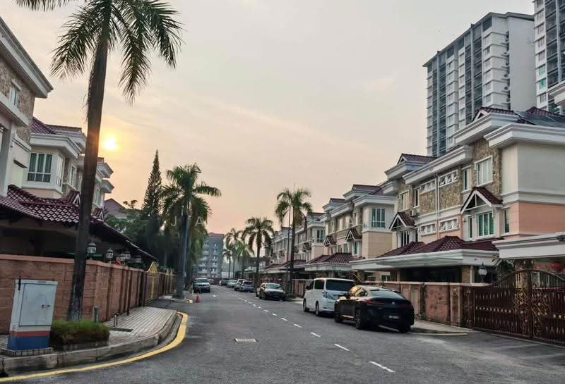 Semi-Detached House for Sale in Taman Naga Emas (Salak South) - Jason Lai - Exterior - PropertyGuru.com.my