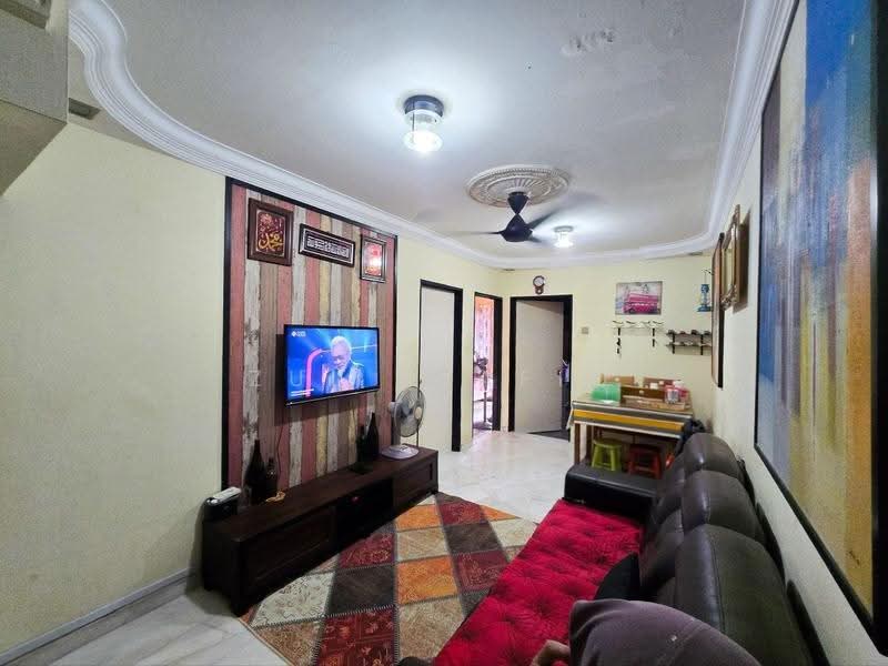 Flat for Sale at Seri Nilam - Zul Syafiq - Living Room - PropertyGuru.com.my