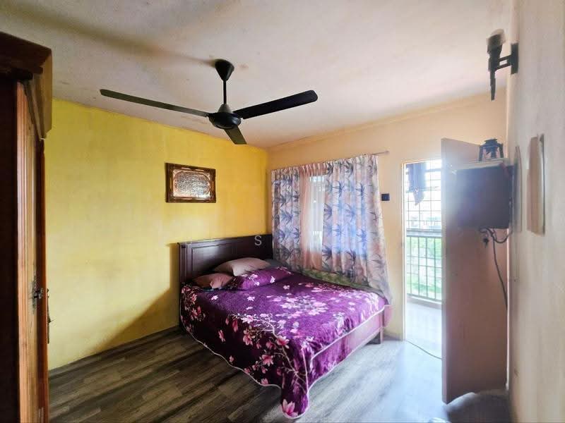 Flat for Sale at Seri Nilam - Zul Syafiq - Bedroom - PropertyGuru.com.my