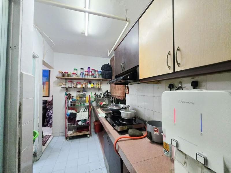 Flat for Sale at Seri Nilam - Zul Syafiq - Kitchen - PropertyGuru.com.my
