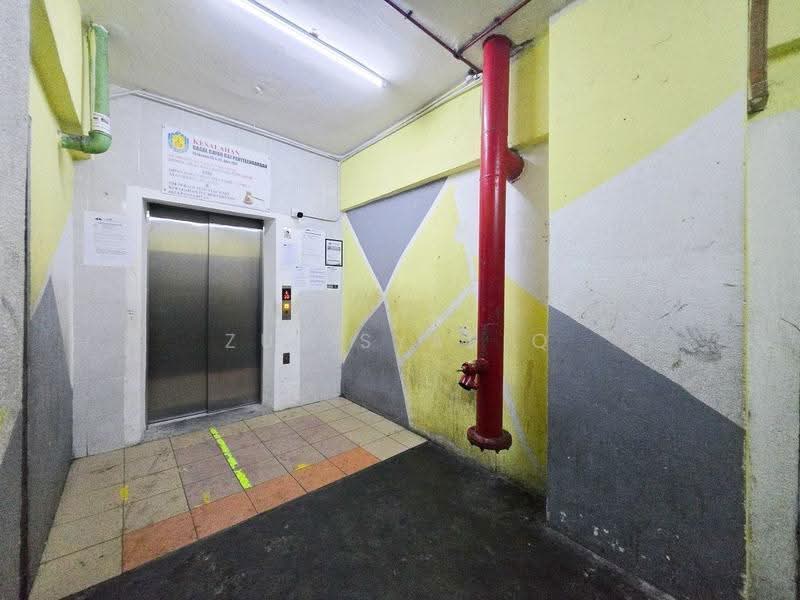 Flat for Sale at Seri Nilam - Zul Syafiq - Entrance - PropertyGuru.com.my