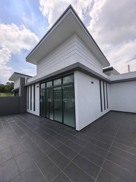 Semi-Detached House for Sale in Batu 9 (Cheras) - Han Cheng - Exterior - PropertyGuru.com.my