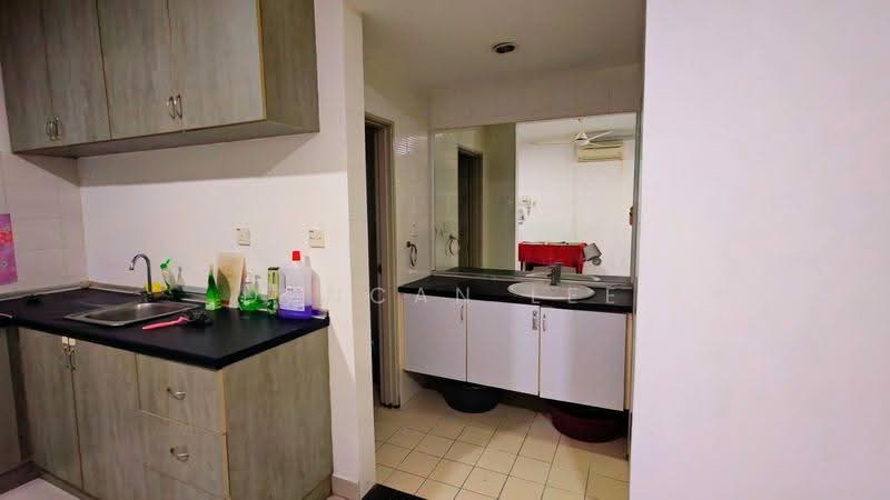 Kediaman Servis untuk Disewa di Domain 3 @ NeoCyber - Duncan Lee - Kitchen - PropertyGuru.com.my