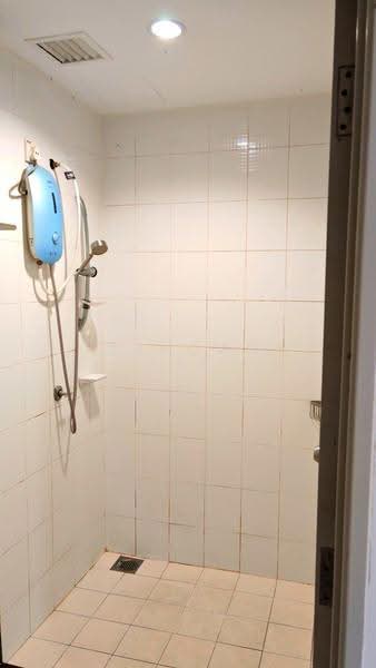 Kediaman Servis untuk Disewa di Domain 3 @ NeoCyber - Duncan Lee - Bathroom - PropertyGuru.com.my
