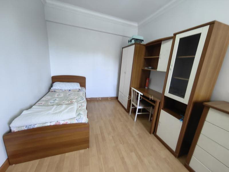 Condominium for Rent at Gold Coast Resort Condominium - Irene Goh - Bedroom - PropertyGuru.com.my