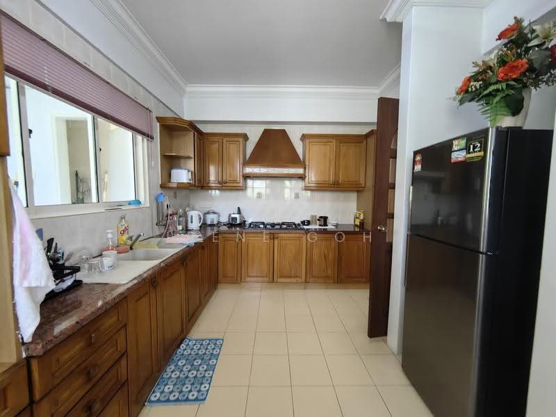 Condominium for Rent at Gold Coast Resort Condominium - Irene Goh - Kitchen - PropertyGuru.com.my