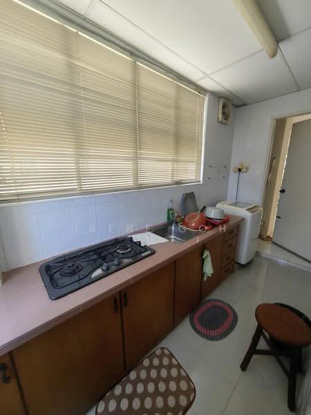 Condominium for Rent at Gold Coast Resort Condominium - Irene Goh - Kitchen - PropertyGuru.com.my
