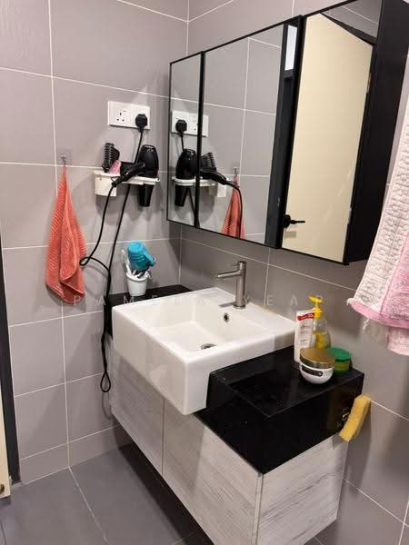 Condominium for Rent at Golden Triangle 2 - Pamela Yeap - Bathroom - PropertyGuru.com.my