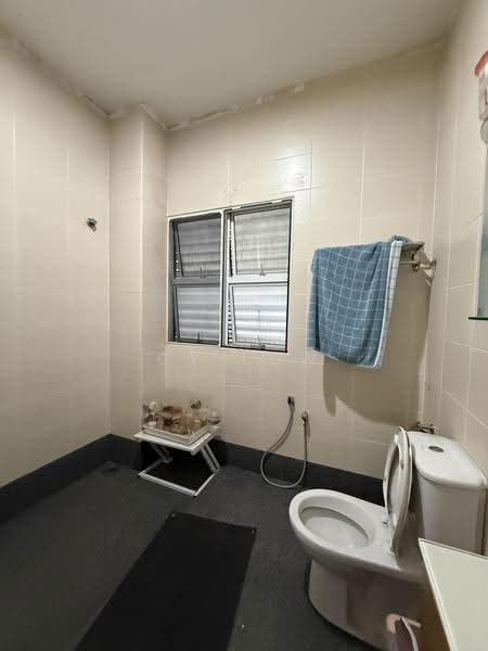 Semi-Detached House for Sale in Kuchai Lama (Kuala Lumpur) - CY Low - Bathroom - PropertyGuru.com.my