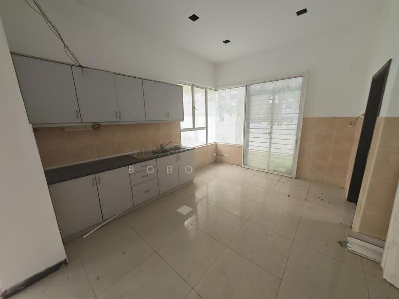 Semi-Detached House for Sale in Taman Gembira (Jalan Klang Lama (Old Klang Road)) - Bobo Lee - Kitchen - PropertyGuru.com.my