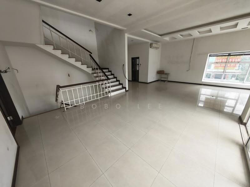 Semi-Detached House for Sale in Taman Gembira (Jalan Klang Lama (Old Klang Road)) - Bobo Lee - PropertyGuru.com.my