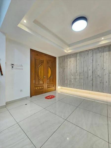 Semi-Detached House for Sale in Taman Molek (Johor Bahru) - Eve Tan - Entrance - PropertyGuru.com.my