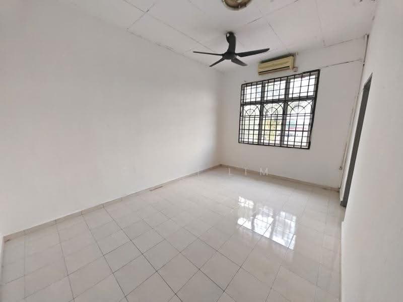 Rumah Teres 2-Tingkat untuk Dijual di Taman Puteri Wangsa (Ulu Tiram) - Garet Lim - Interior - PropertyGuru.com.my