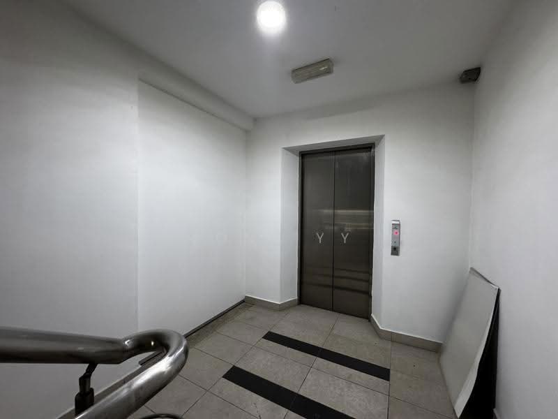 Shop / Office for Rent in Bandar Puteri Puchong (Puchong) - Tony YY - Interior - PropertyGuru.com.my