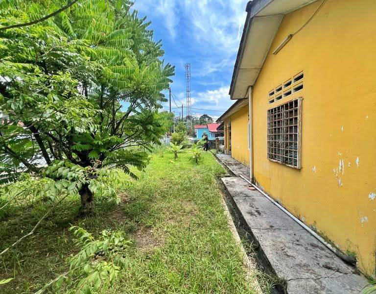 Semi-Detached House for Sale in Taman Desa Keliang (Kalumpang) - Zann Fauzan - Exterior - PropertyGuru.com.my