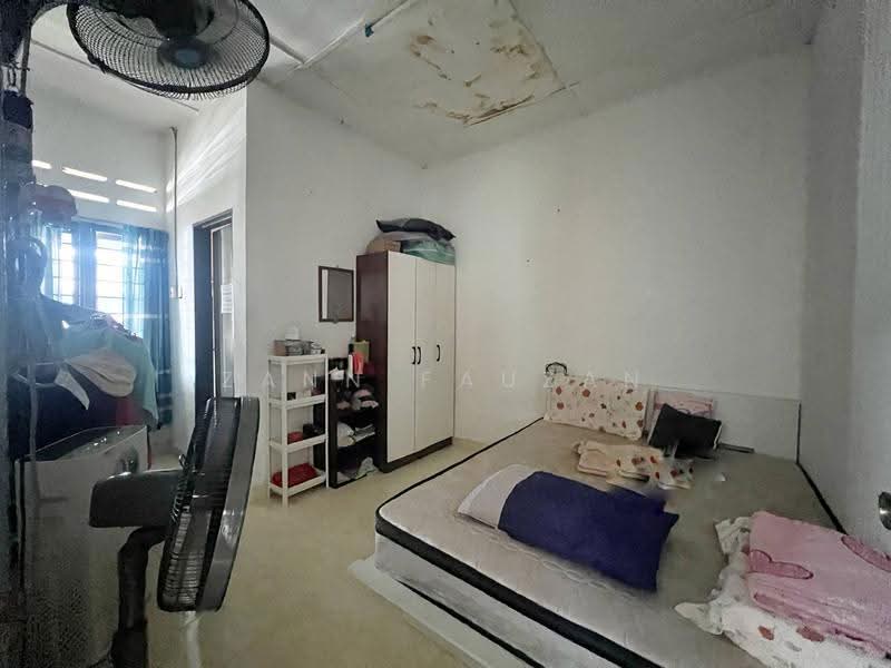 Semi-Detached House for Sale in Taman Desa Keliang (Kalumpang) - Zann Fauzan - Bedroom - PropertyGuru.com.my