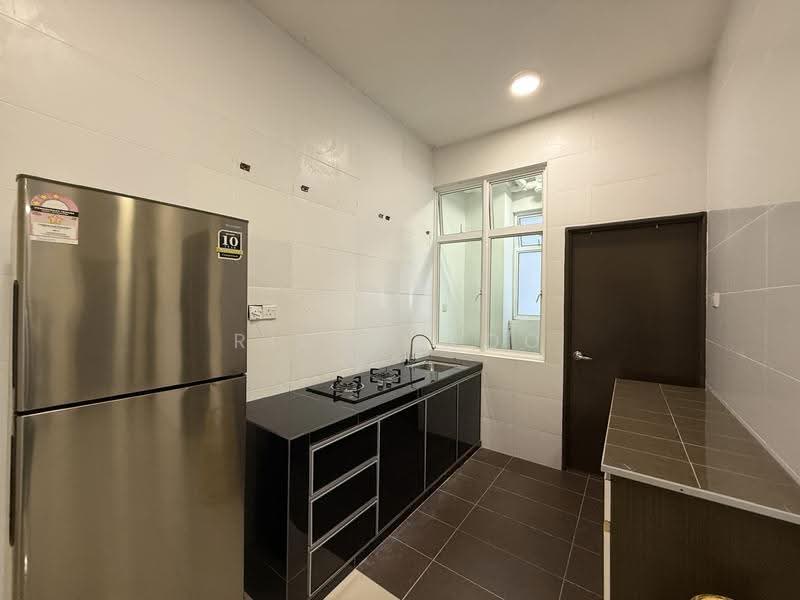 Condominium for Rent at M Condominium @ Larkin - Ricky Woo - Kitchen - PropertyGuru.com.my