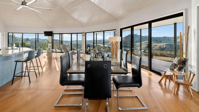 Tanah Kediaman untuk Dijual di Country Heights (Kajang) - Philip Chung - Dining Room - PropertyGuru.com.my