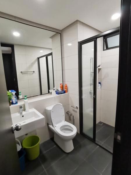 Kediaman Servis untuk Disewa di The Tamarind - Irene Goh - Bathroom - PropertyGuru.com.my