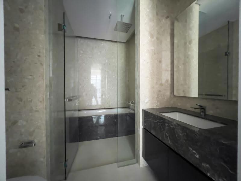 Service Residence for Sale at Pavilion Damansara Heights, Windsor Suites - Zach Gan - Bathroom - PropertyGuru.com.my