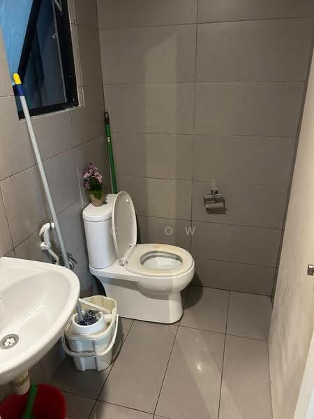 Kediaman Servis untuk Disewa di Avenue D'Vogue - CS OW - Bathroom - PropertyGuru.com.my
