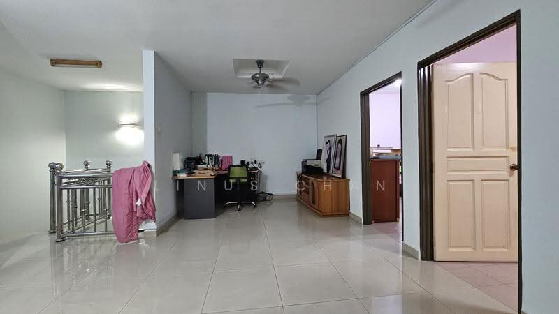 Rumah Teres 2-Tingkat untuk Dijual di Kepong (Kuala Lumpur) - Linus Chan - Living Room - PropertyGuru.com.my