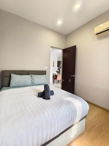 Kondominium untuk Dijual di Royal Strand @ Country Garden Danga Bay - Ken Chai - Bedroom - PropertyGuru.com.my