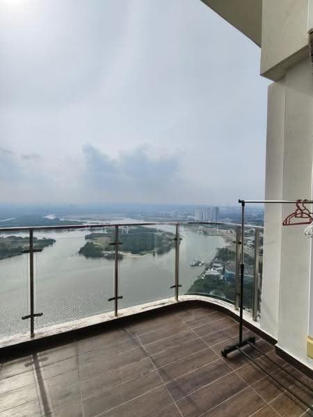 Kondominium untuk Dijual di Royal Strand @ Country Garden Danga Bay - Ken Chai - PropertyGuru.com.my