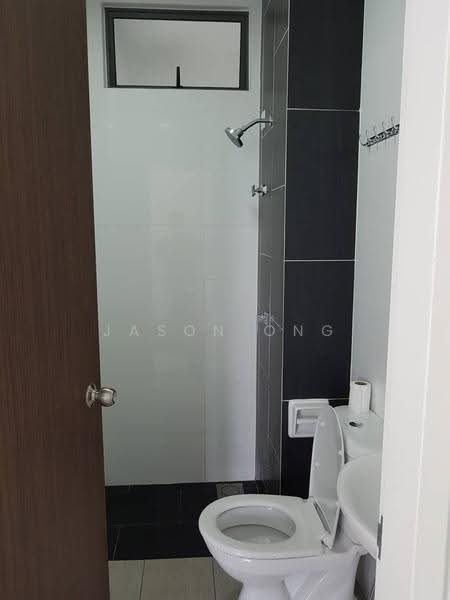 Service Residence for Sale at Seasons Garden Residences - Jason Ong - Bathroom - PropertyGuru.com.my