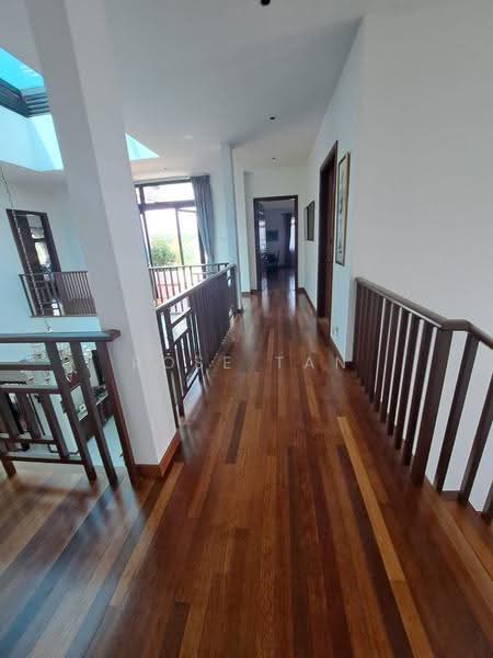 Bungalow House untuk Dijual di Perdana Lakeview East (Cyberjaya) - Rose Tan - Corridor - PropertyGuru.com.my