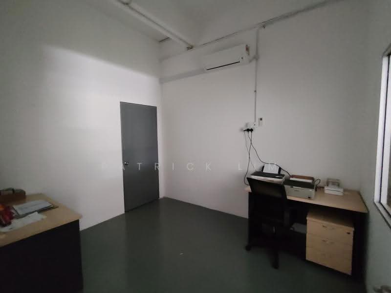 Shop for Rent in Taman Angkasa Nuri (Durian Tunggal) - Patrick Lim - Interior - PropertyGuru.com.my