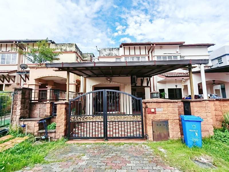Rumah Teres 2-Tingkat untuk Dijual di Bukit Jelutong (Shah Alam) - NORFADILAH ZAINUDDIN - Exterior - PropertyGuru.com.my