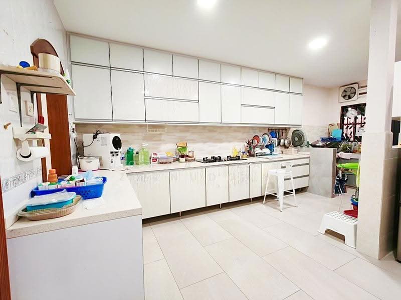 Rumah Teres 2-Tingkat untuk Dijual di Bukit Jelutong (Shah Alam) - NORFADILAH ZAINUDDIN - Kitchen - PropertyGuru.com.my