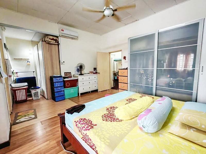Rumah Teres 2-Tingkat untuk Dijual di Bukit Jelutong (Shah Alam) - NORFADILAH ZAINUDDIN - Bedroom - PropertyGuru.com.my