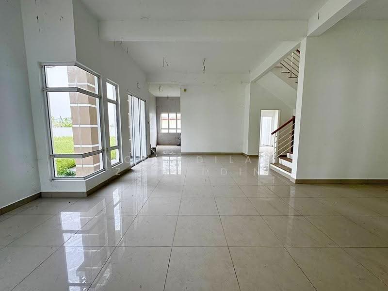 Semi-Detached House for Sale in Seksyen U10 (Shah Alam) - NORFADILAH ZAINUDDIN - Living Room - PropertyGuru.com.my