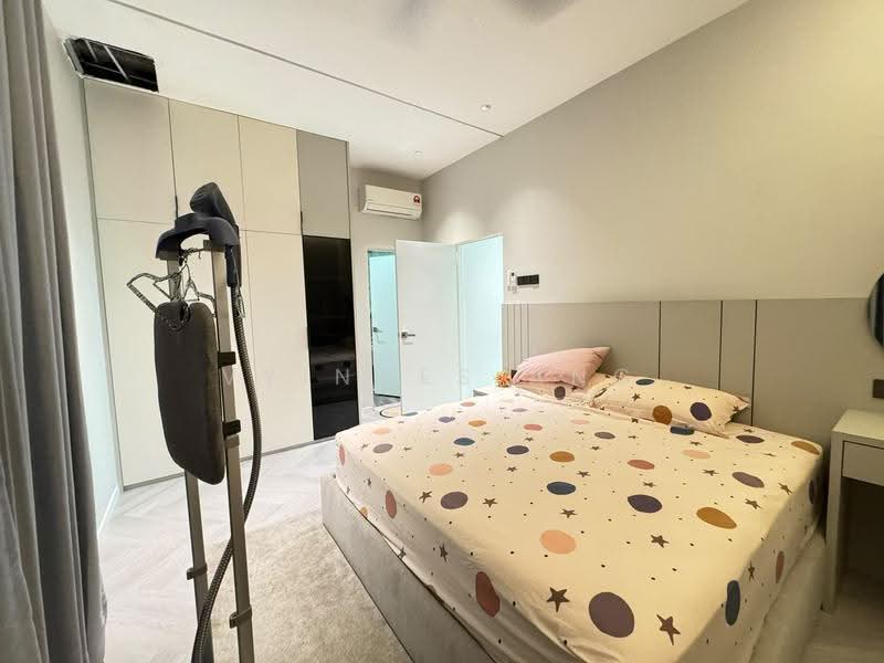 Bungalow House untuk Dijual di Taman Selayang Indah (Butterworth) - Vyinnes Ang - Bedroom - PropertyGuru.com.my