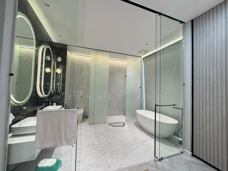 Bungalow House untuk Dijual di Taman Selayang Indah (Butterworth) - Vyinnes Ang - Bathroom - PropertyGuru.com.my