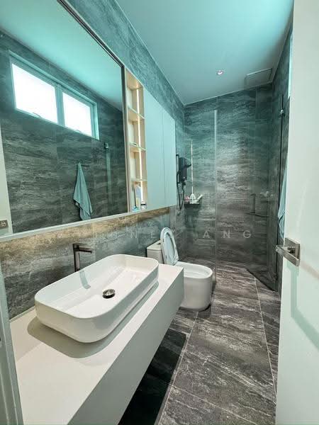 Bungalow House untuk Dijual di Taman Selayang Indah (Butterworth) - Vyinnes Ang - Bathroom - PropertyGuru.com.my